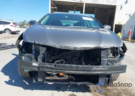 2013 Hyundai Sonata Gls z USA, uszkodzony, nr VIN 5NPEB4AC1DH550347